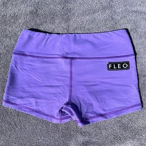 FLEO original shorts purple size S used